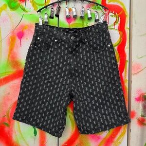 Stylish Black Patterned Men's Shorts